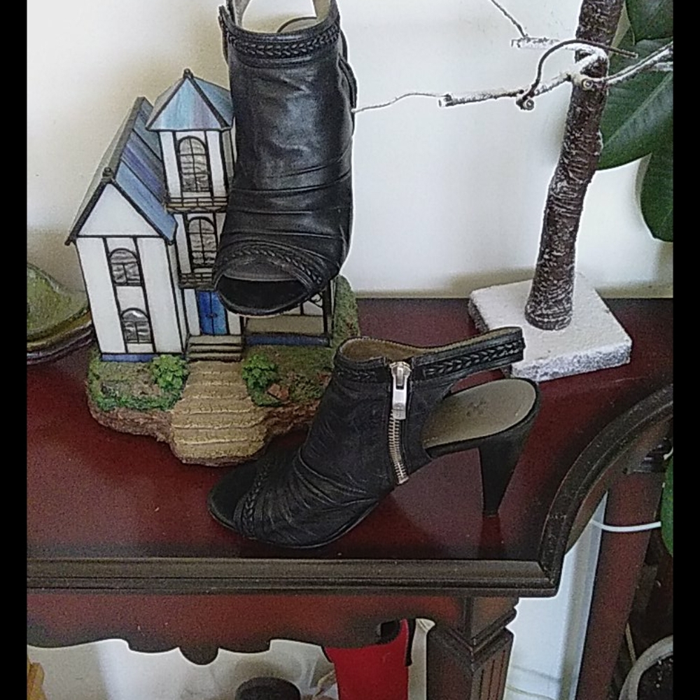 Ankle shoe